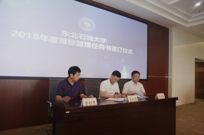 1529458190524082364.jpg 2.jpg