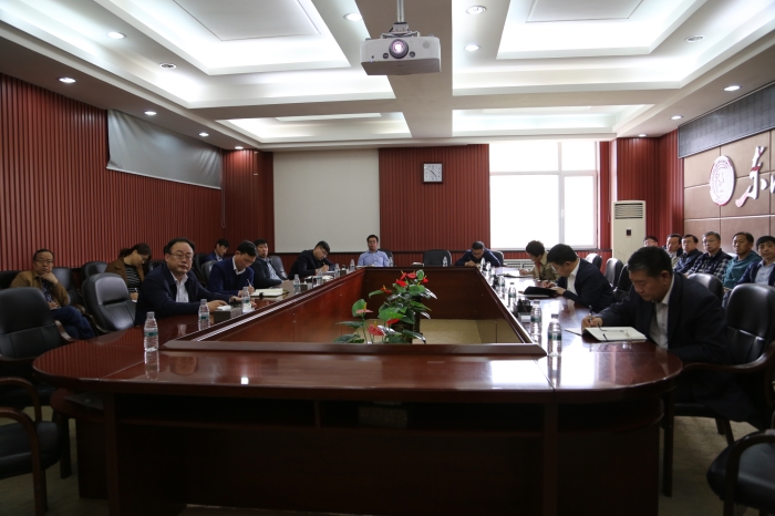 1525434694882093933.jpg 党委理论中心组_副本.jpg