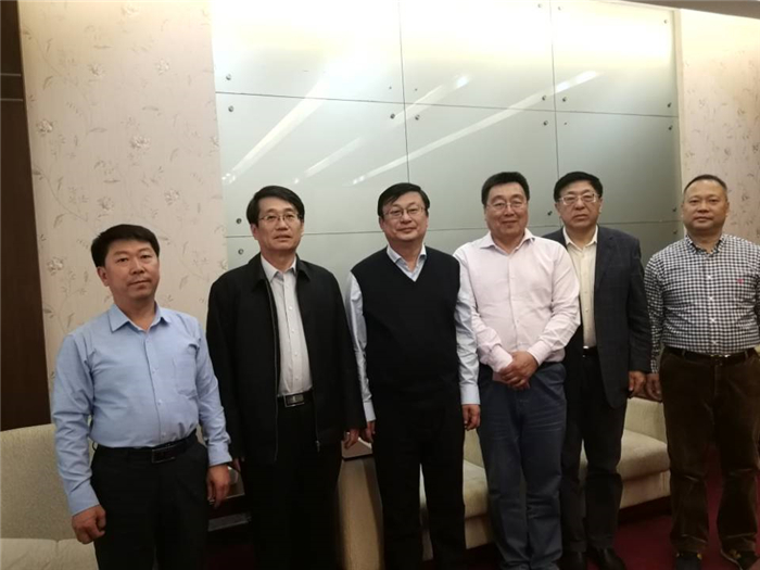 1525242368186022409.jpg 娌堥槼宸ョ▼瀛﹂櫌2.jpg