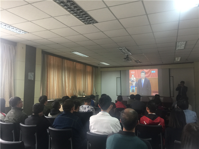 1525436943221050971.jpg 油工.jpg